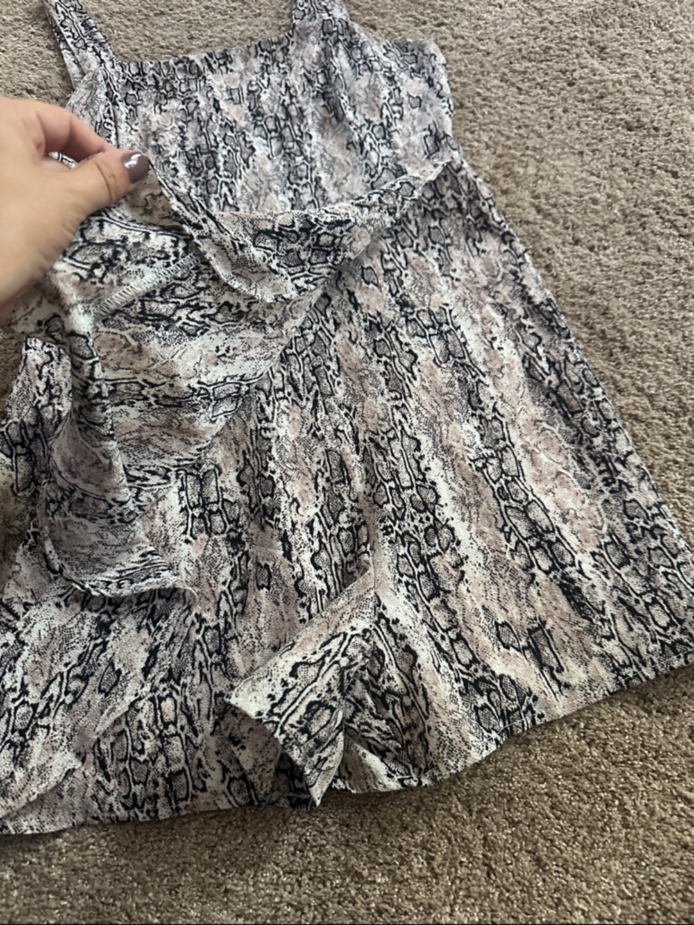 Sleeveless Snake Print Romper - Picture 2 of 6